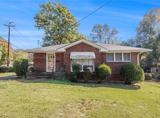 5536 Pineridge Pl, Forest Park, GA 30297