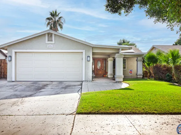 2371 W Heil Ave, El Centro, CA 92243