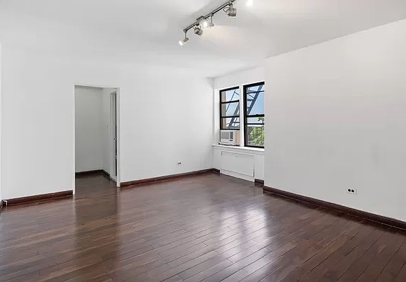 3rd image of 170-06 Crocheron Ave APT 6A
