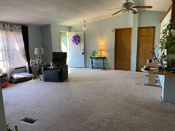 5th image of 312 Goddard Ave