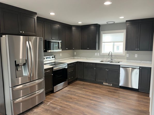 203 N Dakota St, Clark, SD 57225