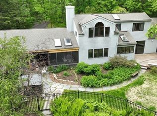 538 Market Hill Rd, Amherst, MA 01002