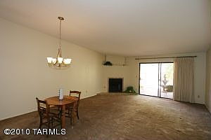 5th image of 600 W Rushwood Dr