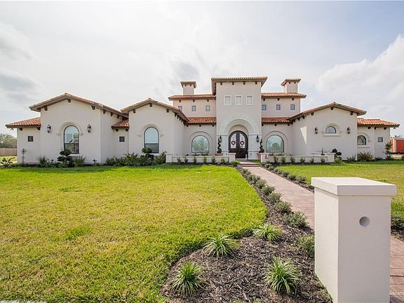 3rd image of 1404 Morales Dr