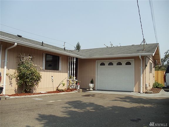 3rd image of 1140 Hewitt Ave
