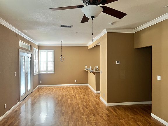 5th image of 540 Wicklow Dr