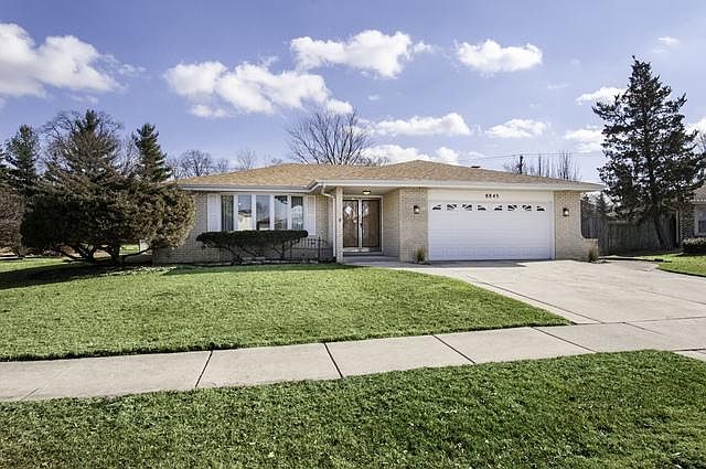 1st image of 8845 Briarwood Ln