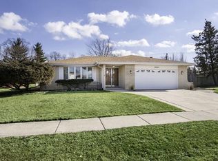 8845 Briarwood Ln, Orland Park, IL