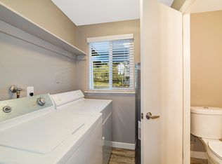 30323 15th Ct S #18, Federal Way, WA 98003