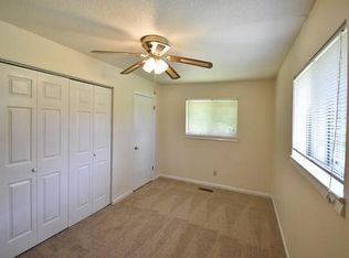 1512 Happy Valley Rd, Rossville, GA 30741