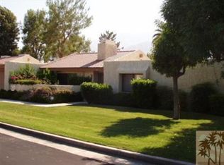 541 Sunshine Dr, Palm Springs, CA 92264