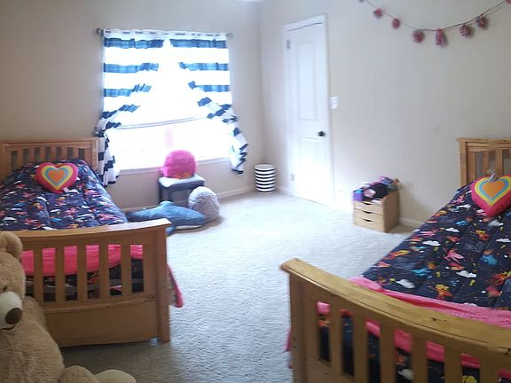 4th image of 905 Chapel Creek Dr