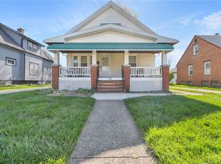 883 E 237th St, Euclid, OH 44123