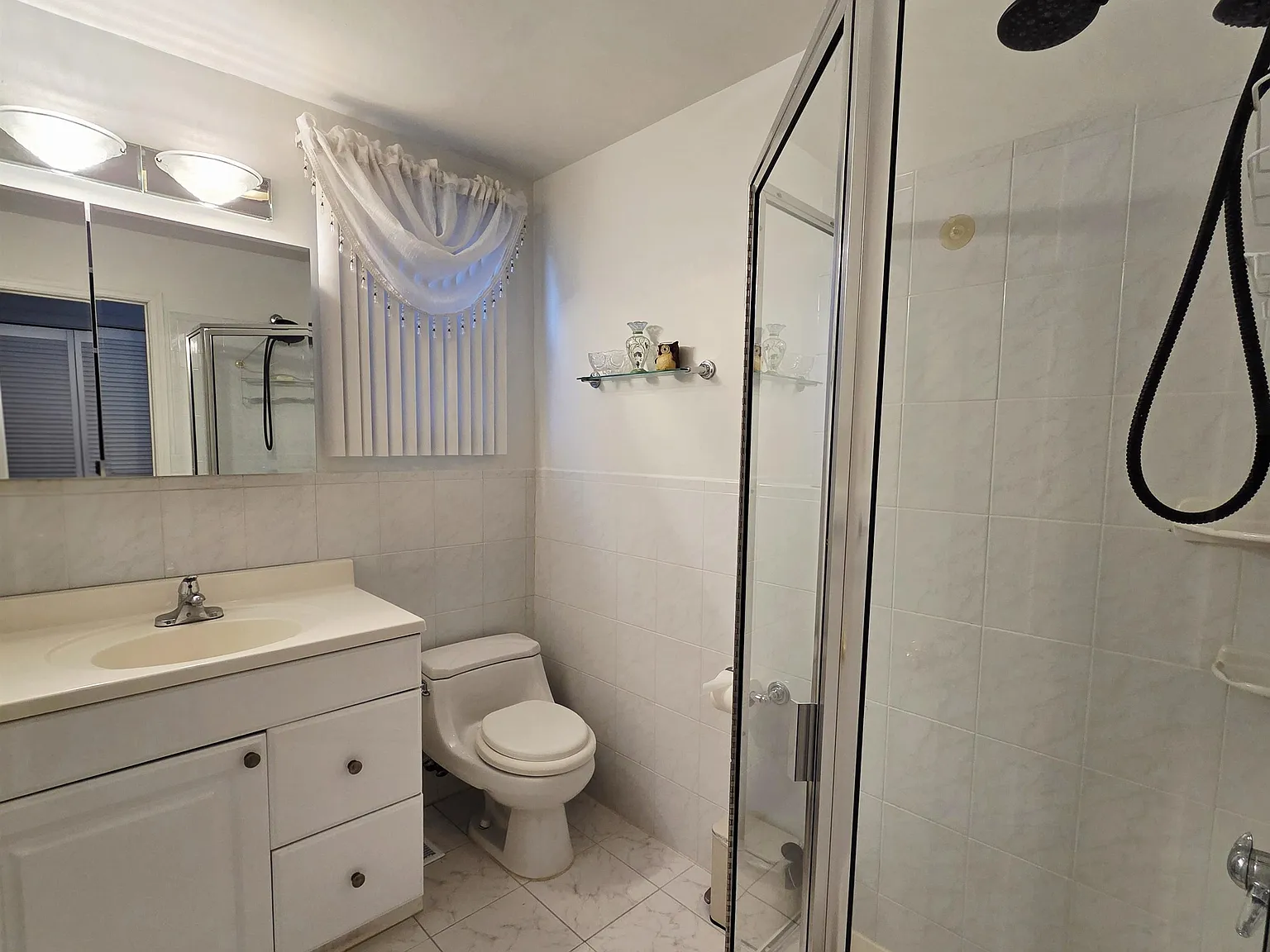 1 bed, 1.0 bath, 900 sqft, $2,500 — Photo 3