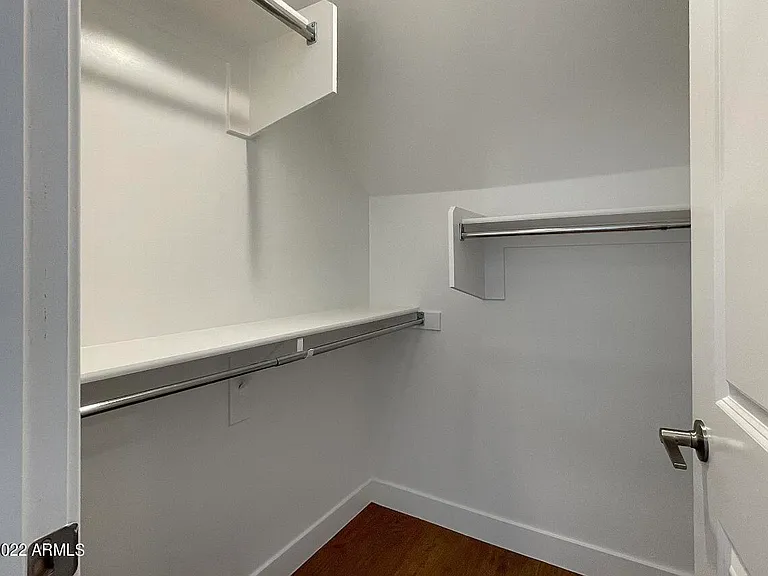 3215 E Flower St #13 — Photo 51