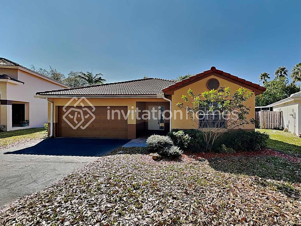 1st image of 1001 NW 125th Ter