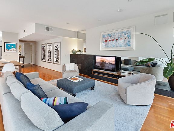 4th image of 1927 Glendon Ave APT 401