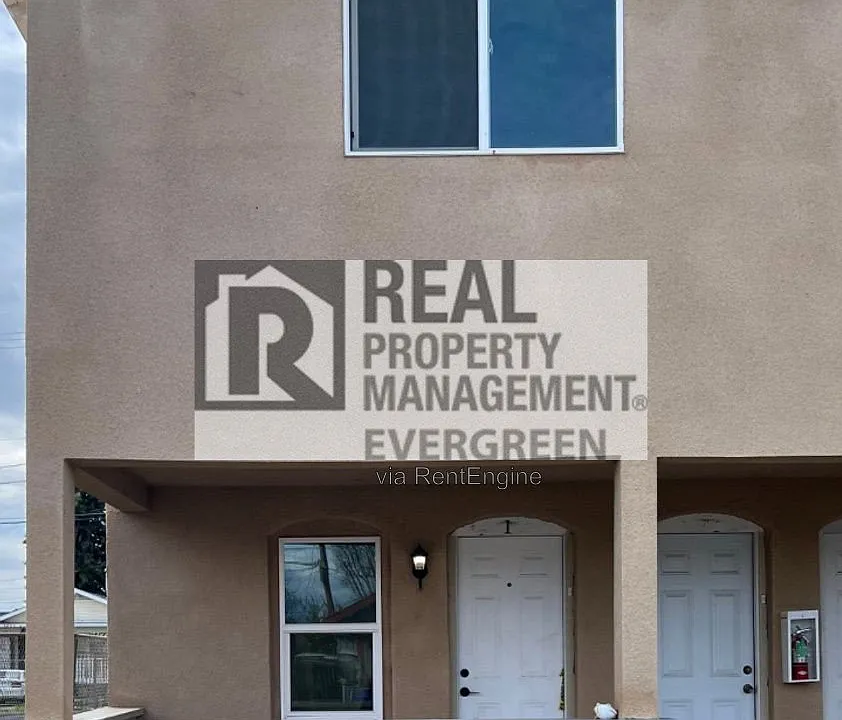 85 E Thurman Ave #9