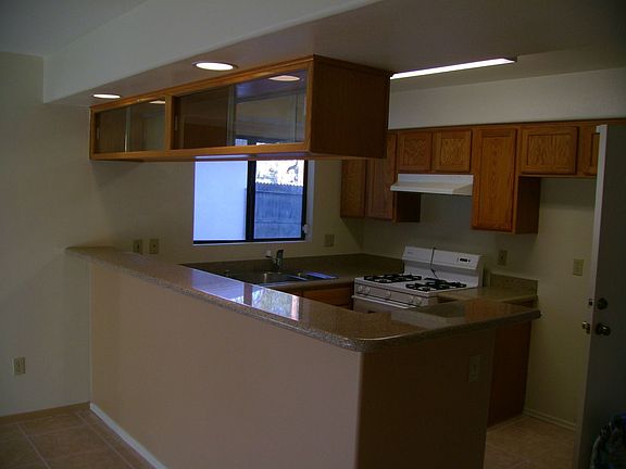 3rd image of 1711 E 126th St