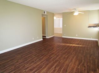 21450 Chase St APT 249, Canoga Park, CA 91304