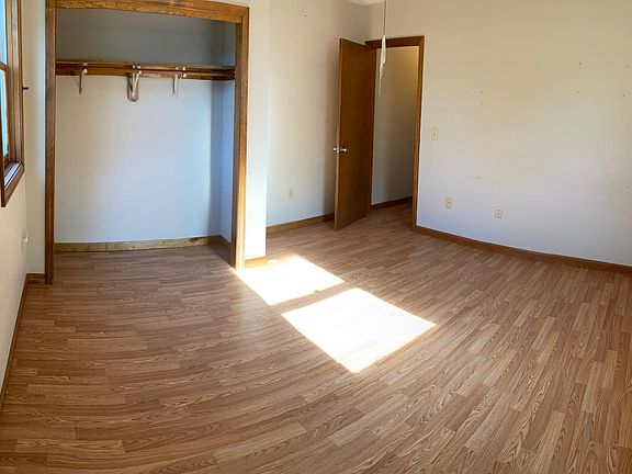 4th image of 48 Lund Dr #L