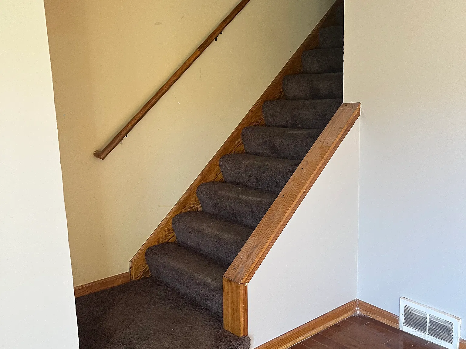 4 bed, 1.5 bath, 1500 sqft, $2,500 — Photo 3