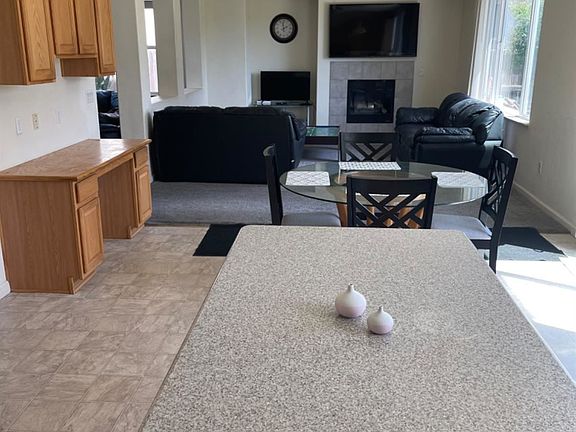 4th image of 7704 Masters St