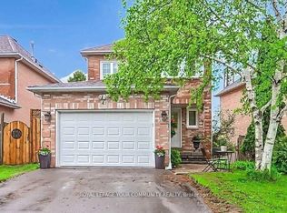 47 Chiswick Cres, Aurora, ON L4G 6P1