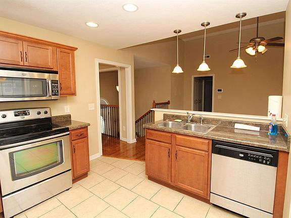 5th image of 1477 Bruceton Dr
