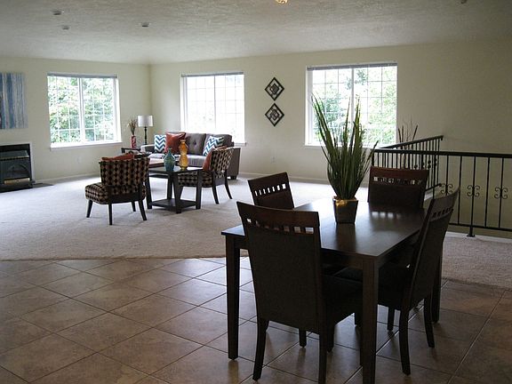 4th image of 7706 Filly Ct SE