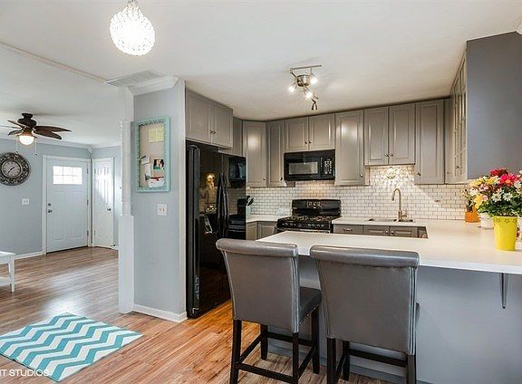 3rd image of 1108 Borden Dr