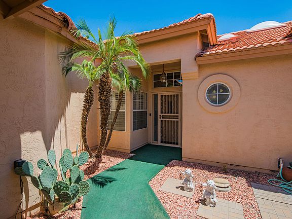 5th image of 10825 E Silvertree Dr