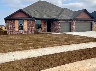 1156 Bausinger Rd, Springdale, AR 72762