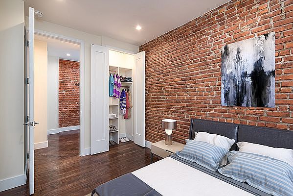 1st image of 921 Washington Ave #716