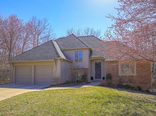 13016 Linden St, Leawood, KS 66209