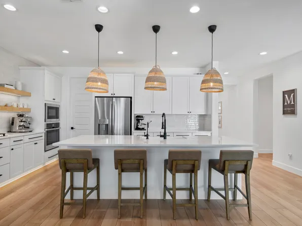 7512 W ODEUM Lane, Phoenix, AZ 85043