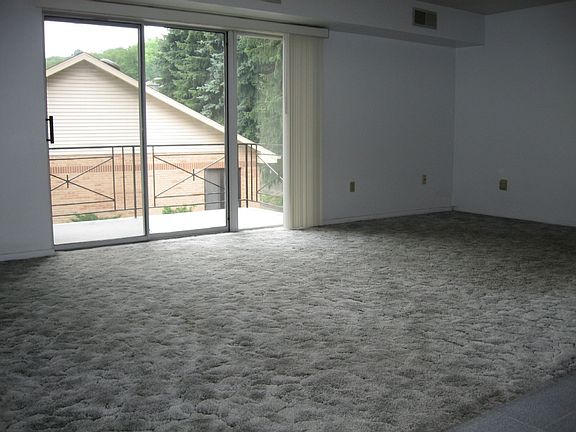 4th image of 3279 Babcock Blvd APT 14