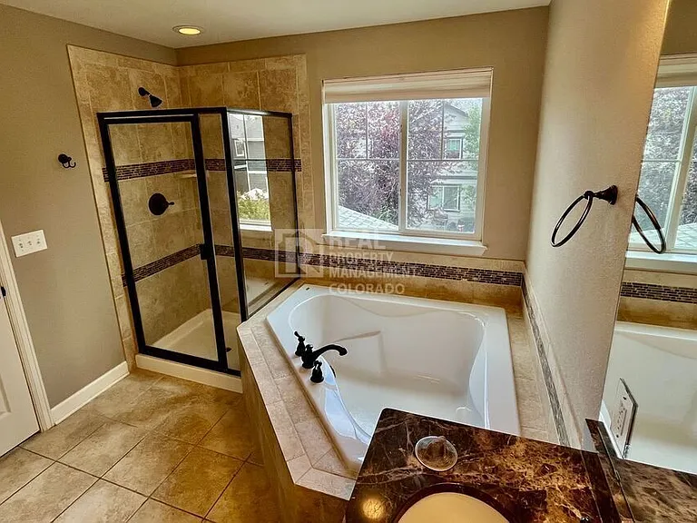550 Gallegos Cir — Photo 9