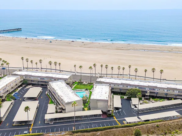 200 E Surfside Dr, Port Hueneme, CA 93041