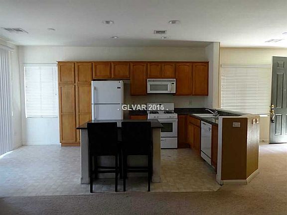 2nd image of 7574 Garden Galley St