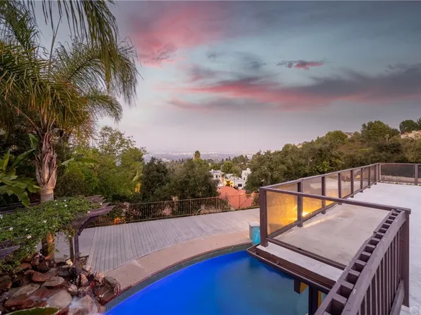 16551 Calneva Dr, Encino, CA 91436