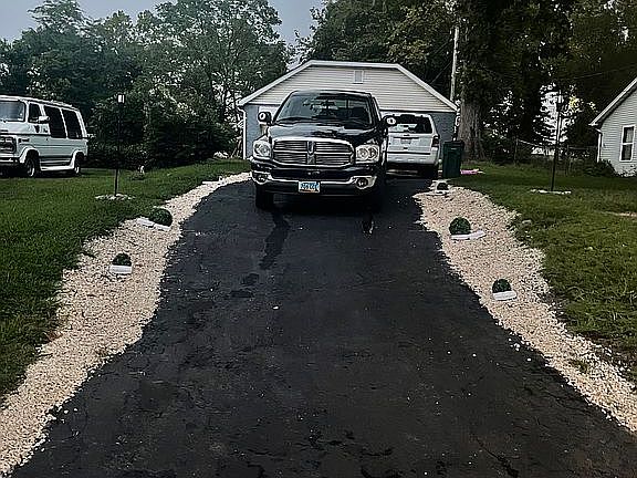 2nd image of 6517 Whitney Ave