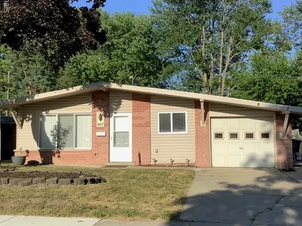 467 Forest St, Westland, MI 48186