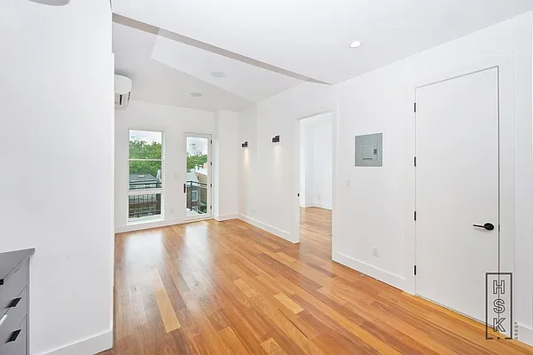 Rented by GTM Property Group  | media 15