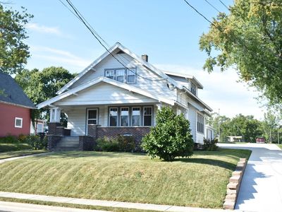 30 West Center AVENUE, Cedar Grove, WI, 53013
