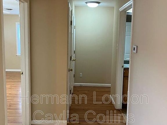 5th image of 9463 Margo Ann Ln