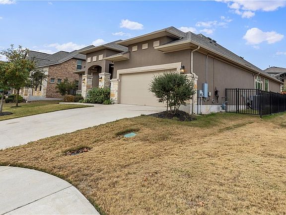 3rd image of 6217 Lake Teravista Way
