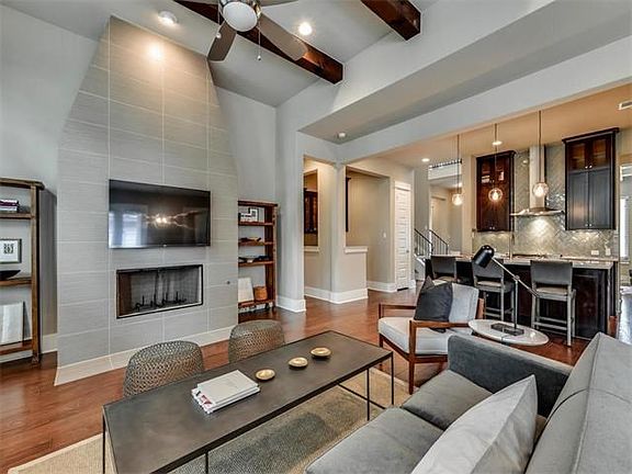 4th image of 5905 Woodview Ave