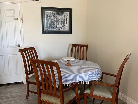 3rd image of 4185 Porte De Merano Unit 154