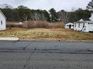 22 Wynfall Ave, Crisfield, MD 21817
